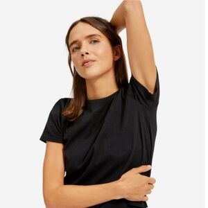 Everlane The Organic Cotton Box-cut PocketTee